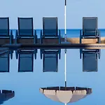 Hotell Ferrer Skyline 4*