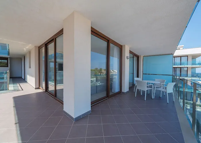 Hotel Ferrer Skyline 4*