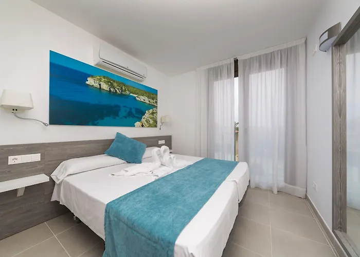 Ferrer Skyline فندق ثيوداديلا