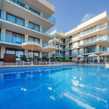 Ferrer Skyline Apartamento 4*