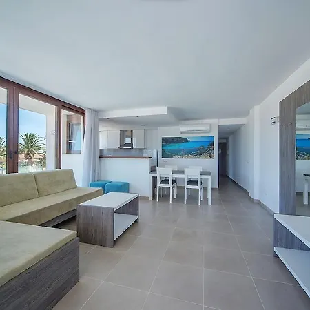 Apartamento Ferrer Skyline 4*