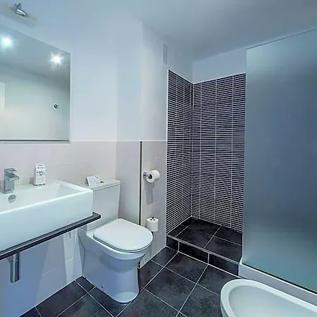 Ferrer Skyline Hotel 4*