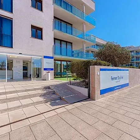 Hotel Ferrer Skyline