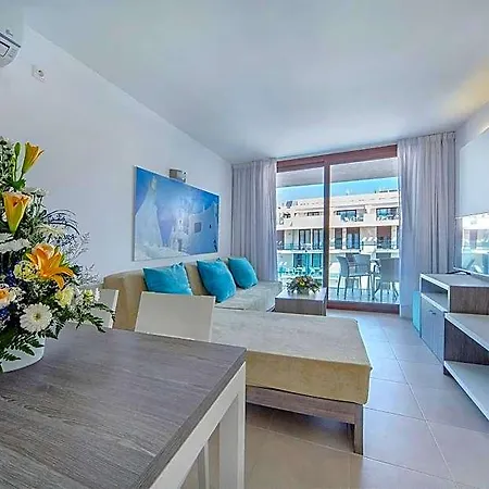 Hotel Ferrer Skyline