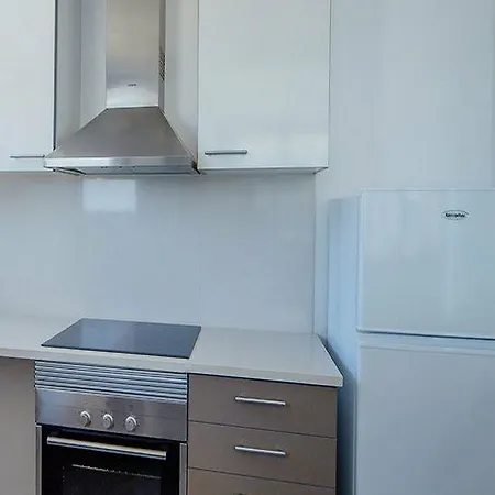 Ferrer Skyline Apartamento 4*