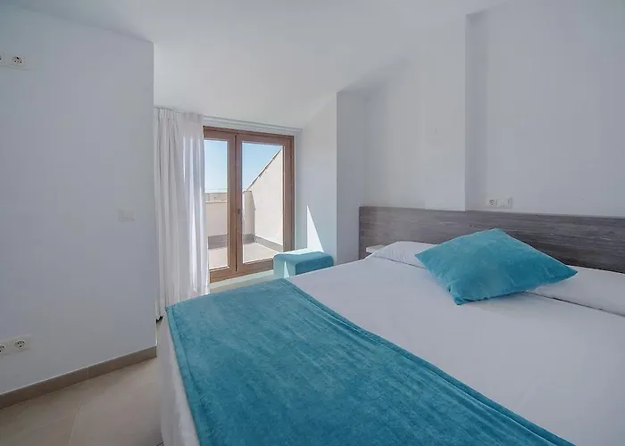 Ferrer Skyline Hotel