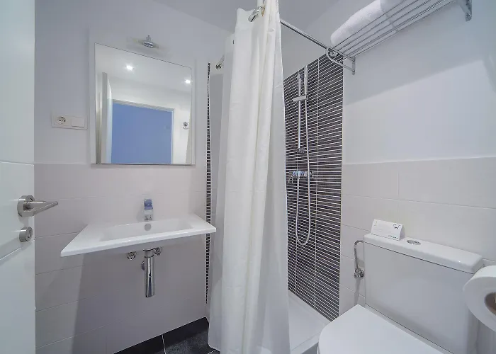 Ferrer Skyline Szálloda 4*